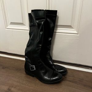 Black women’s riding boots